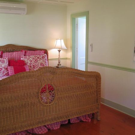Yellow House B&B Salado Bagian luar foto