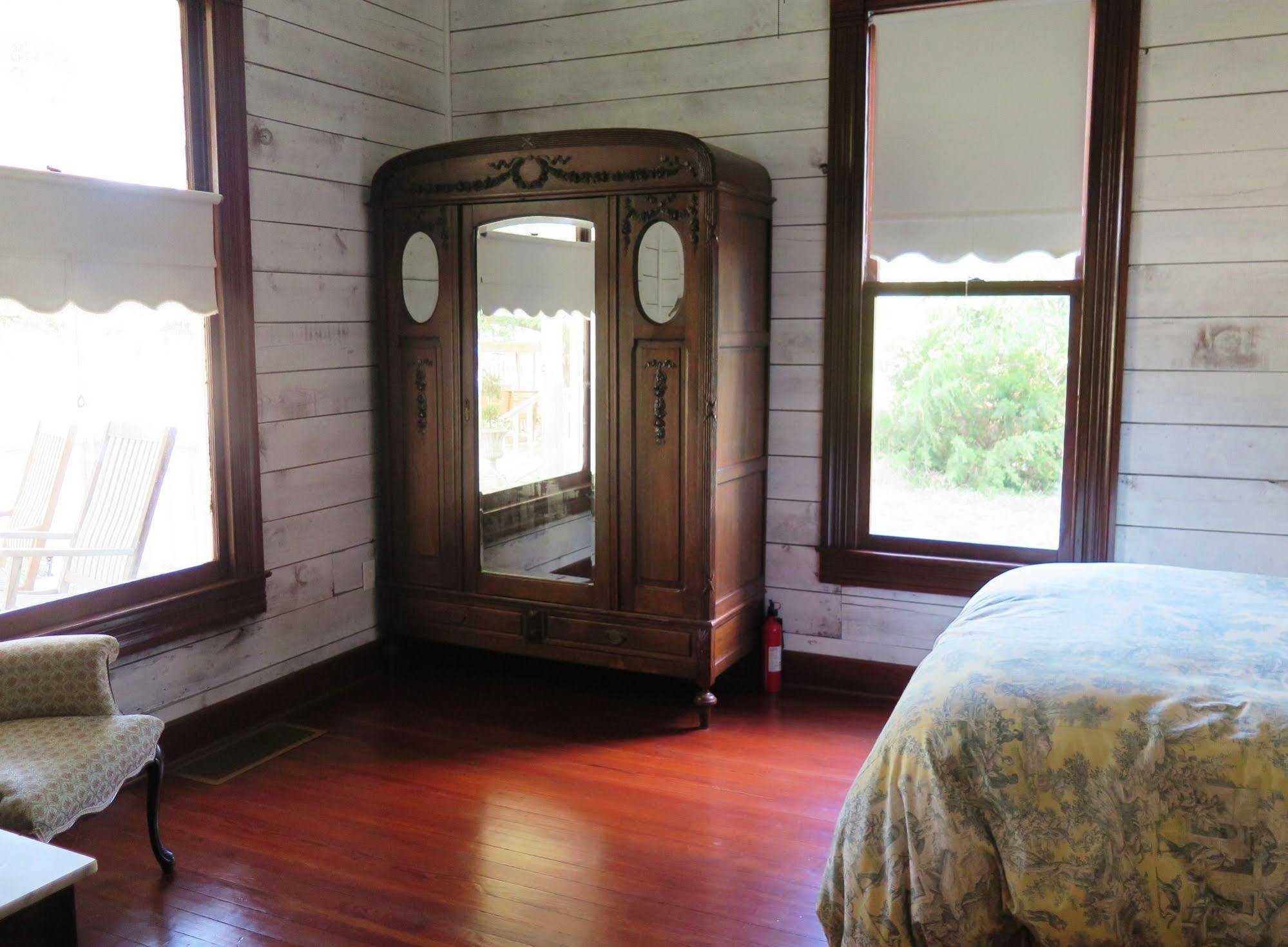 Yellow House B&B Salado Bagian luar foto