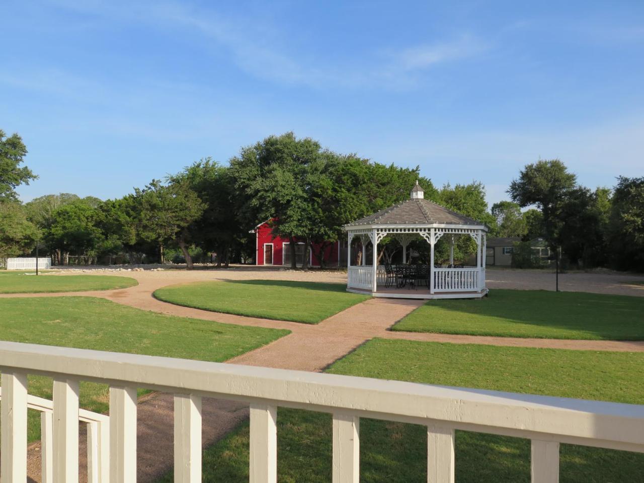 Yellow House B&B Salado Bagian luar foto