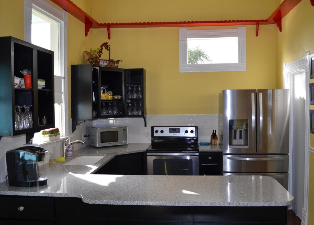 Yellow House B&B Salado Bagian luar foto